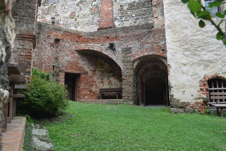 Burghof Burg Güssing